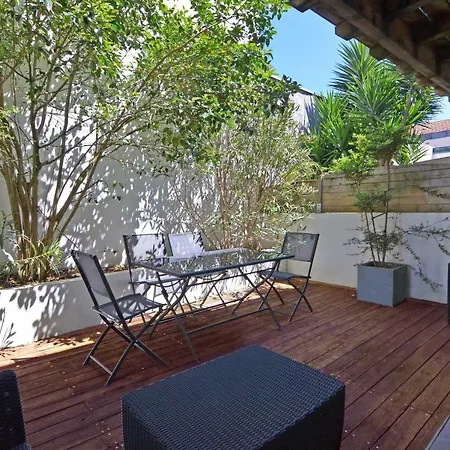 Wood&bricks, 1 Chambre Au Calme - Centre - Wifi Biarritz