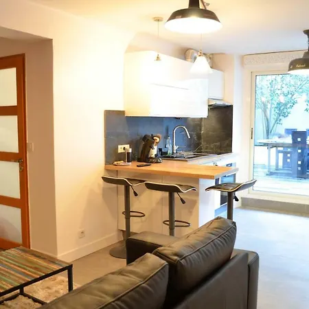 Wood&bricks, 1 Chambre Au Calme - Centre - Wifi *