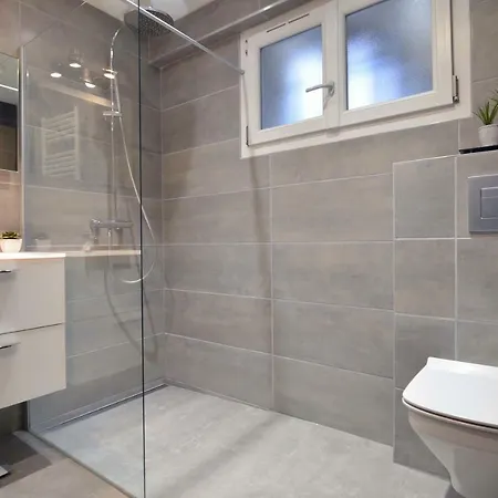 Wood&bricks, 1 Au Calme - Centre - Wifi Biarritz