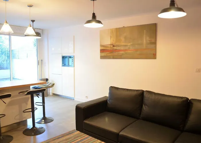 Wood & Bricks, 1 Au Calme - Centre - Wifi Apartmán *